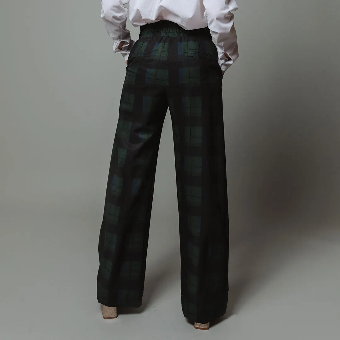 Audrey Trouser, Mistletoe