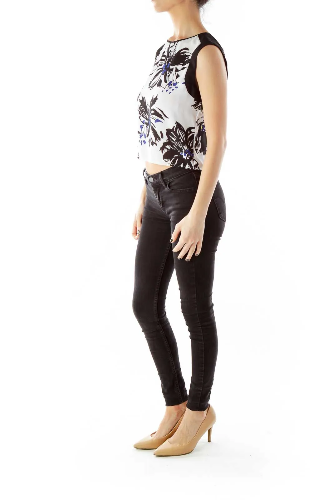 Black White Blue Flower Print Cropped Tank Top