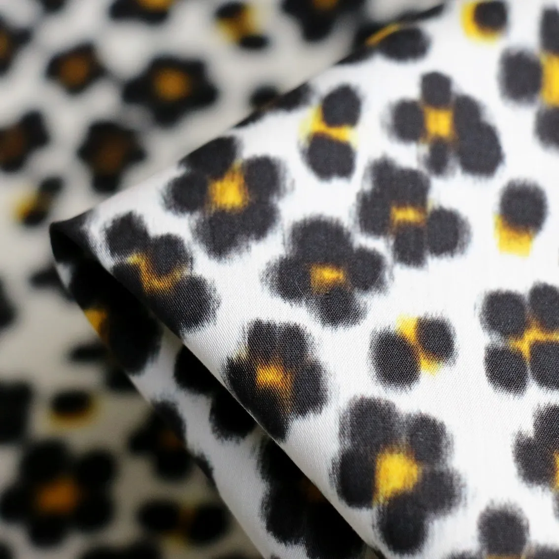 Cheetah Fiori Poplin