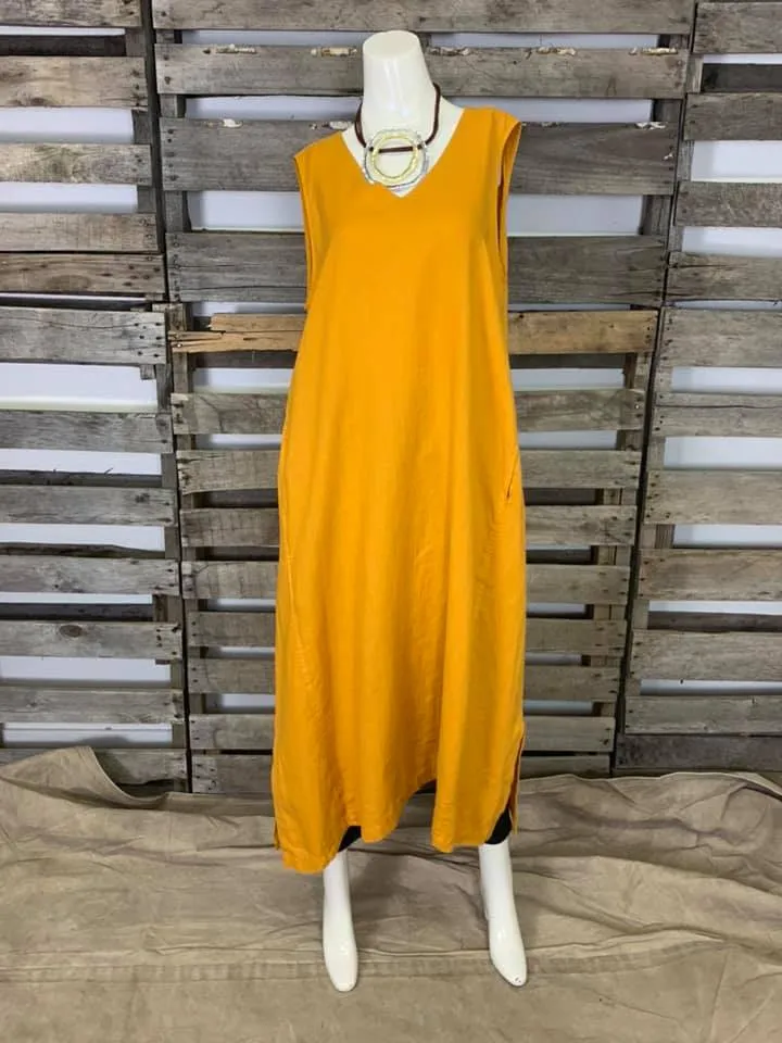 FBD121 Slvless Dress w/ Pockets-Sunflower