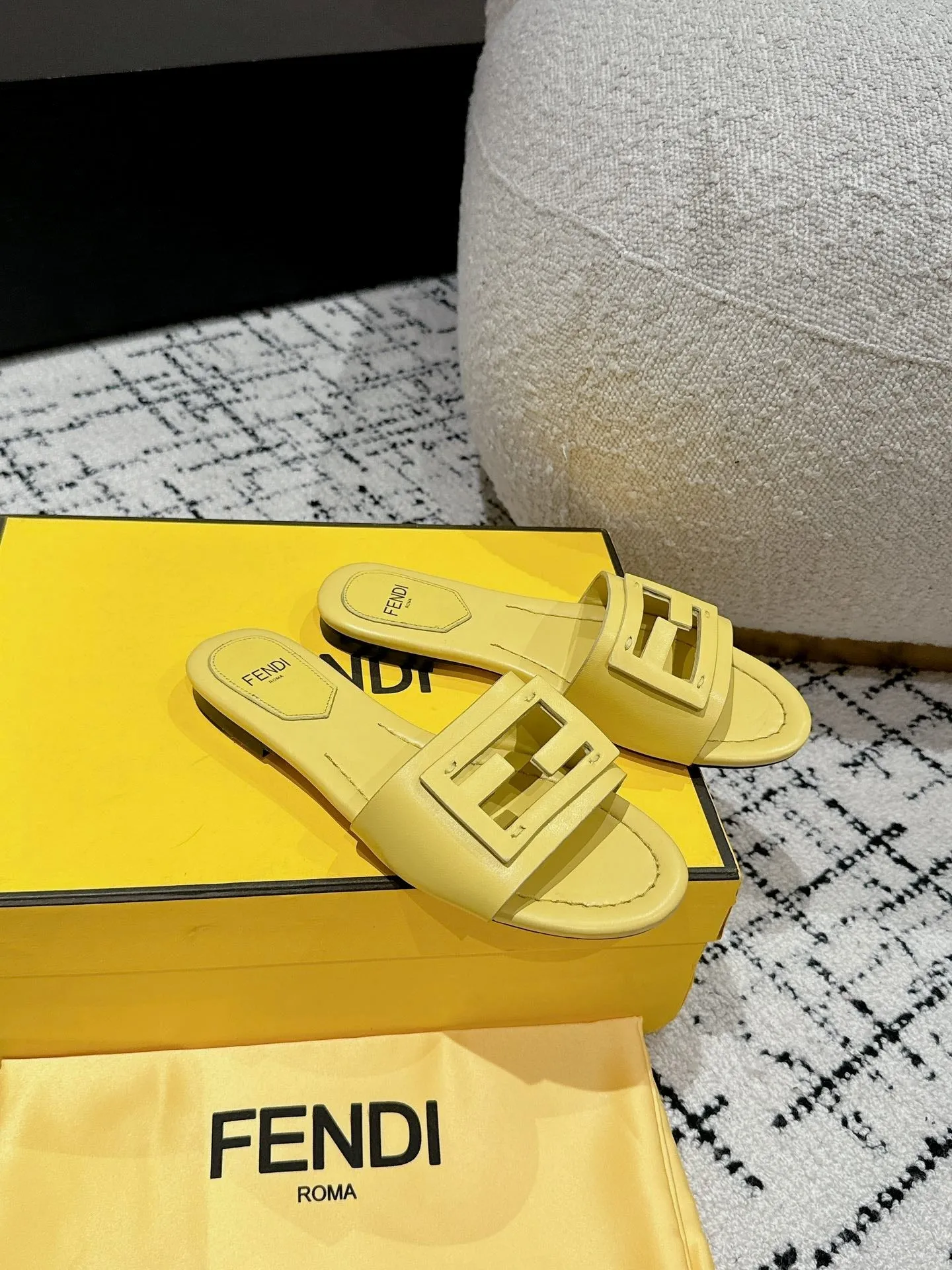 FF Baguette Yellow Leather Slide