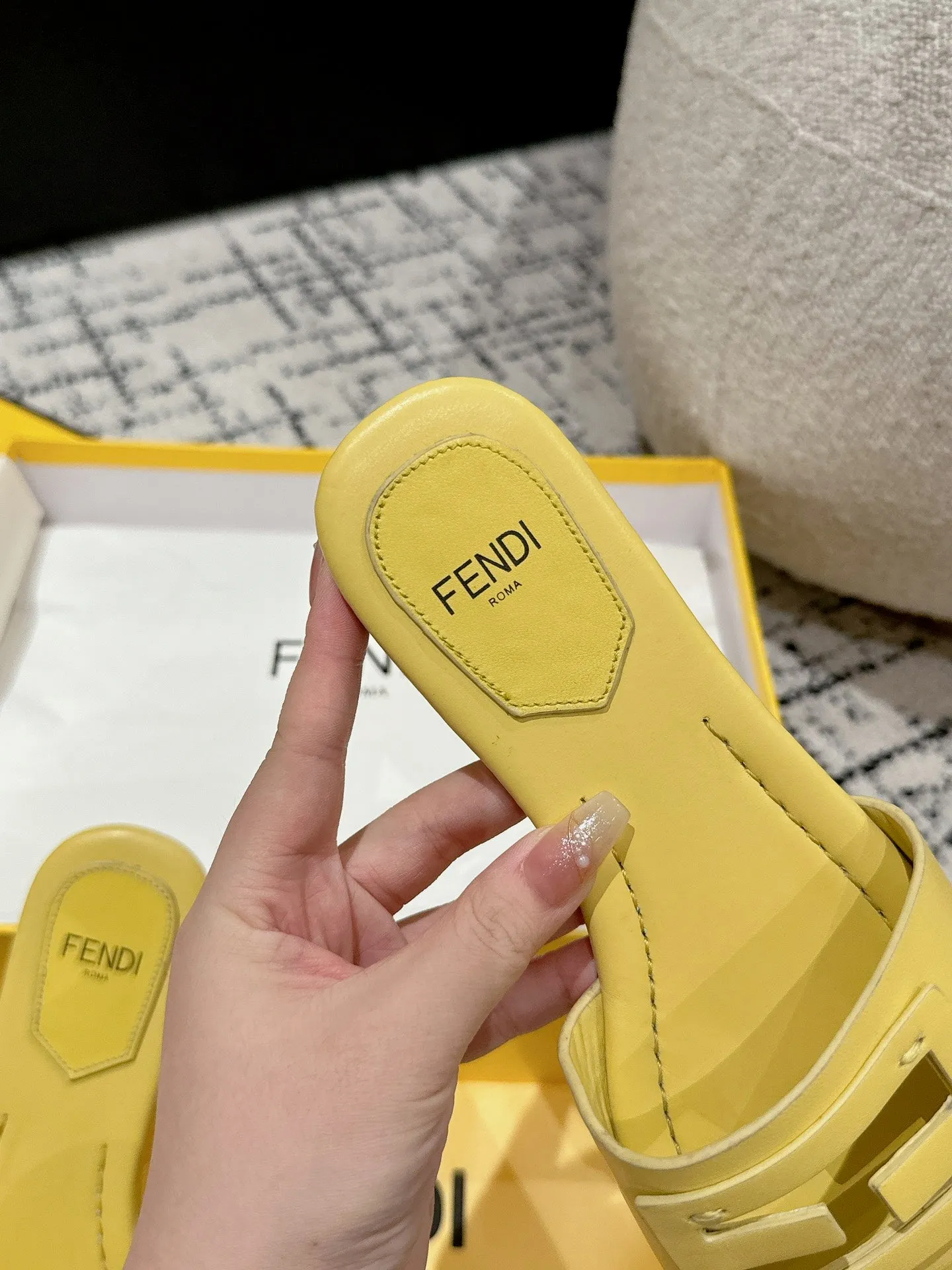 FF Baguette Yellow Leather Slide