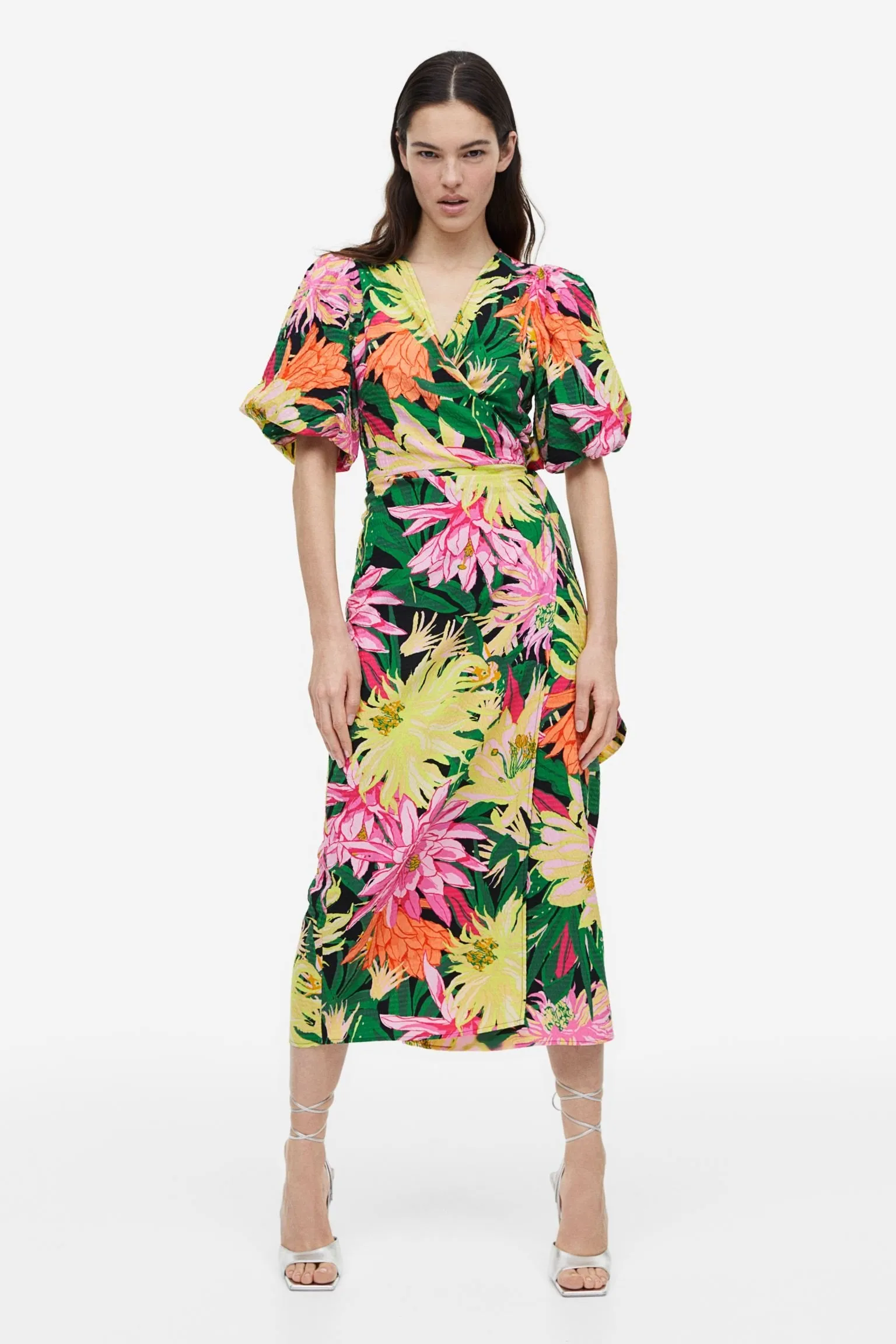 H&M Floral Puff-sleeved Wrap dress, green/multicolor