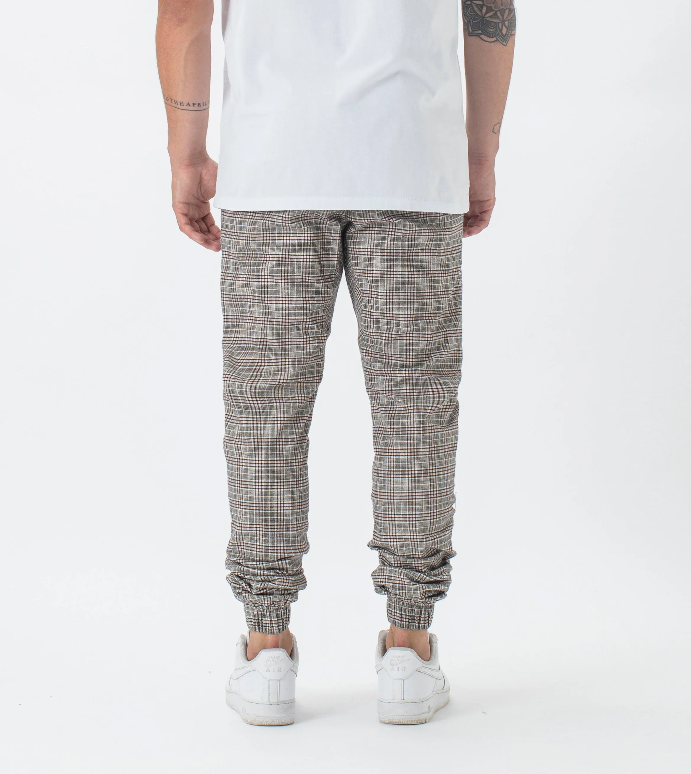 Plaid Sureshot Jogger Milk/Red