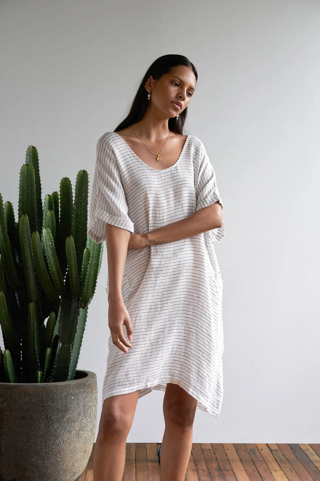 SEASIDE DRESS WHITE STRIPE