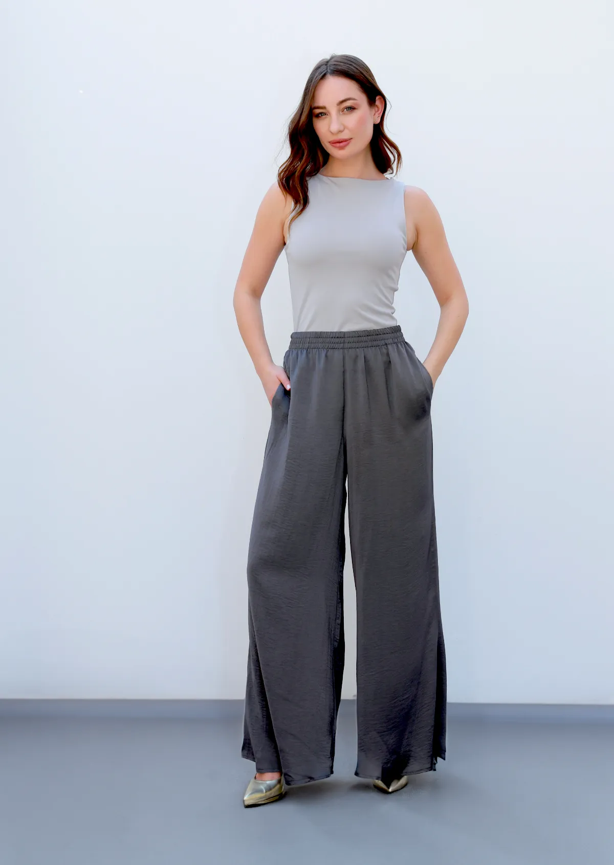 WIDE LEGGED SATIN PANTS