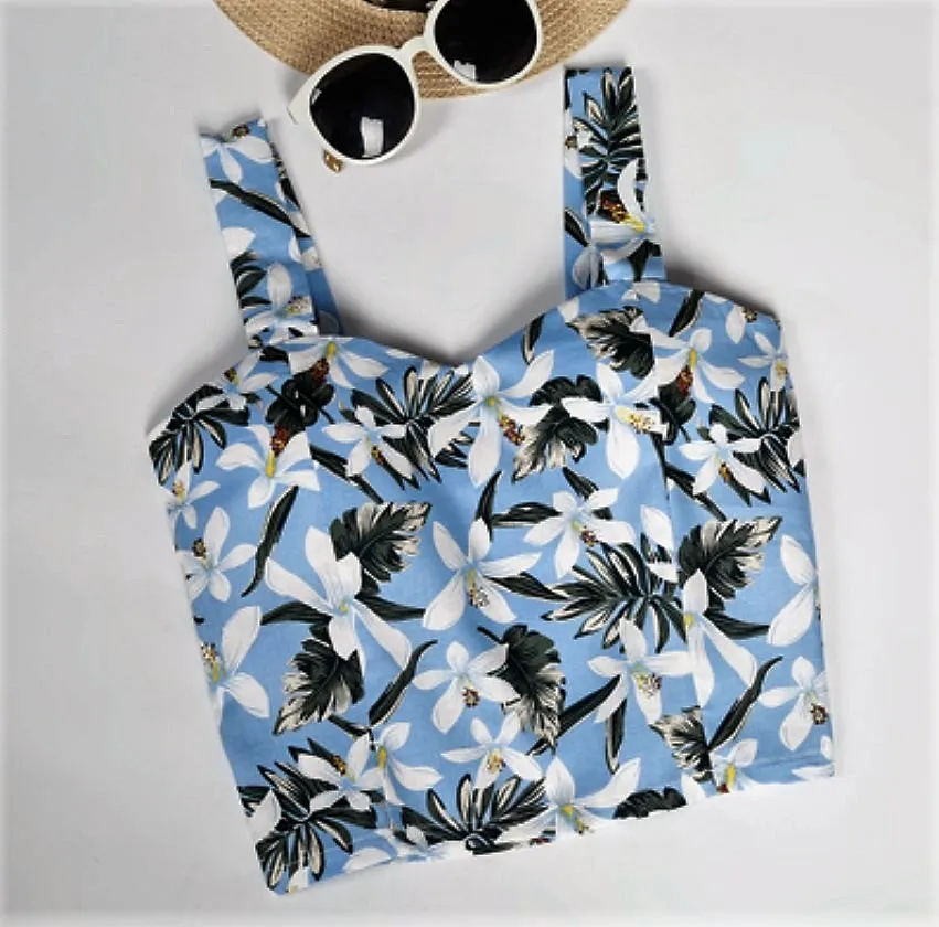 Women's Summer Crop Top With Floral Pattern